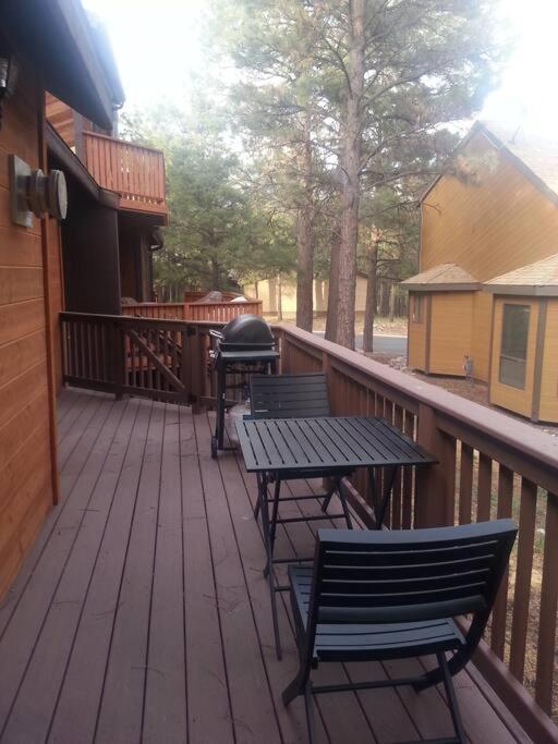 Cozy Flagstaff Home In Cool Pines - Country Club エクステリア 写真